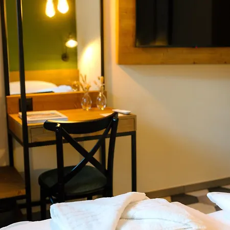 호텔 Seven Town House Boutique 3*